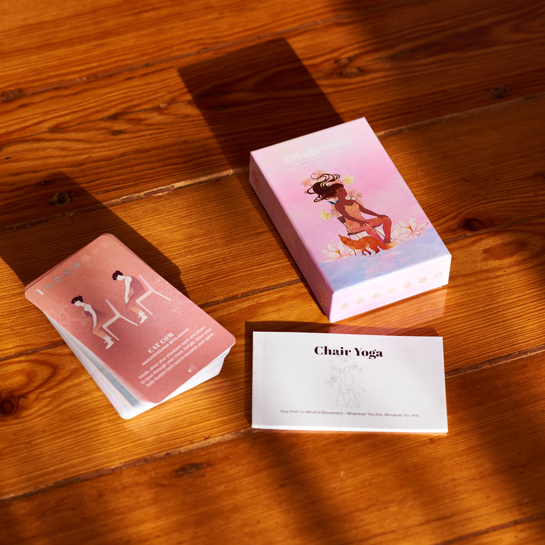 The box, the cards and the printed manual